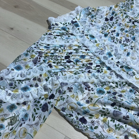 Pol Floral print blouse with lace detailing button-down  relaxed fit floral - Picture 10 of 12